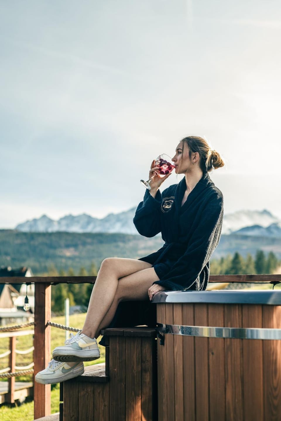 Hot Tub, Hot Tub, Mountain view