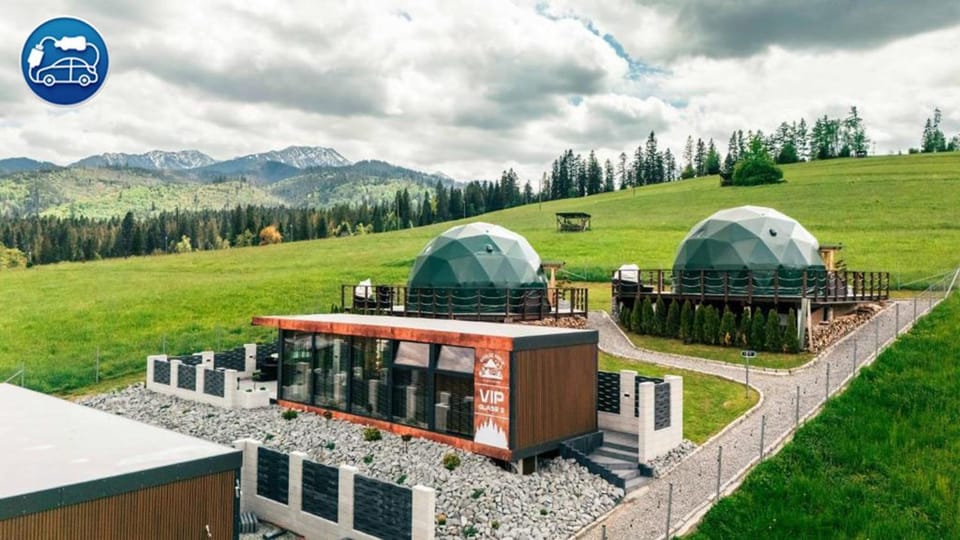 Property building, Hot Tub, Hot Tub, Mountain view, Mountain view