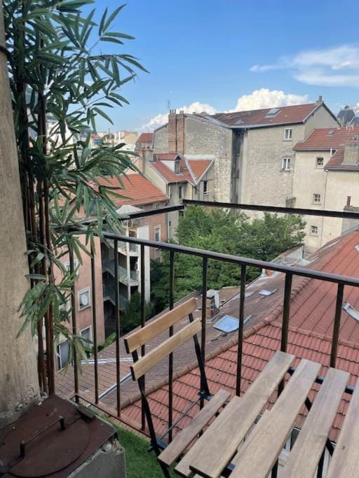 St Bruno - Studio « Palmiers » Apartment in Grenoble