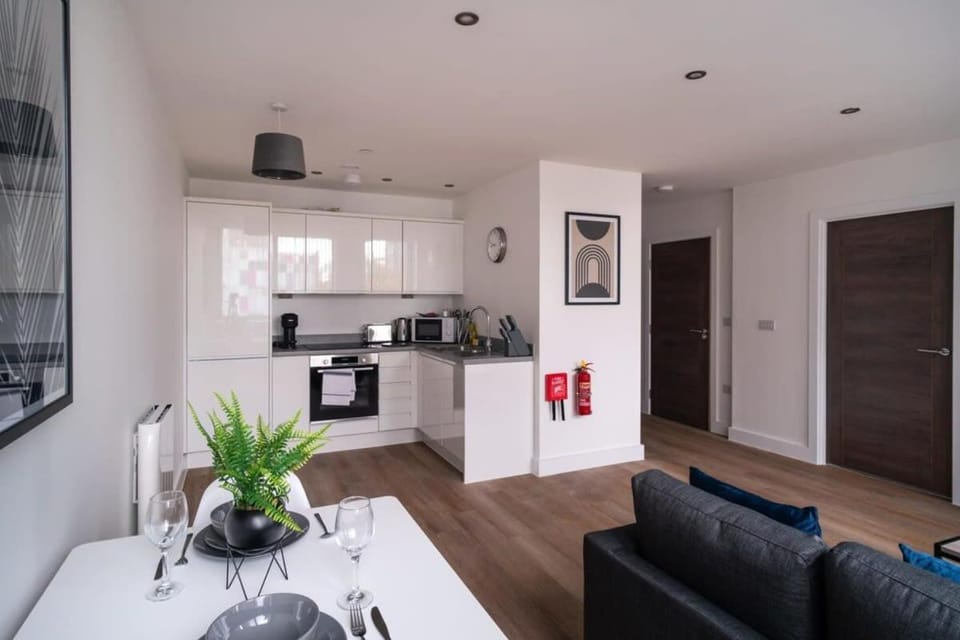 Stay Zeni, Alexandra Rise Manchester Chic 1BR Flat Apartment in Stretford