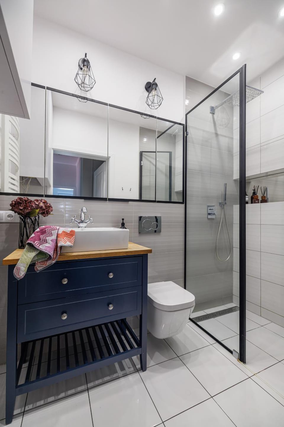 Shower, Toilet, Bathroom