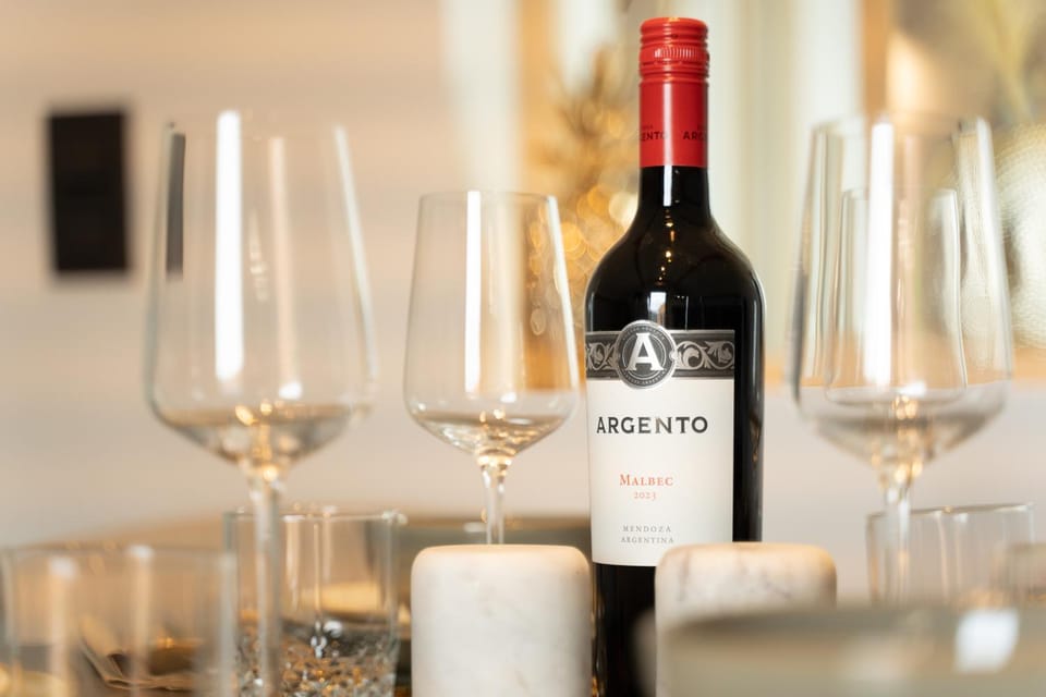 Food and drinks, Dining area, kitchen