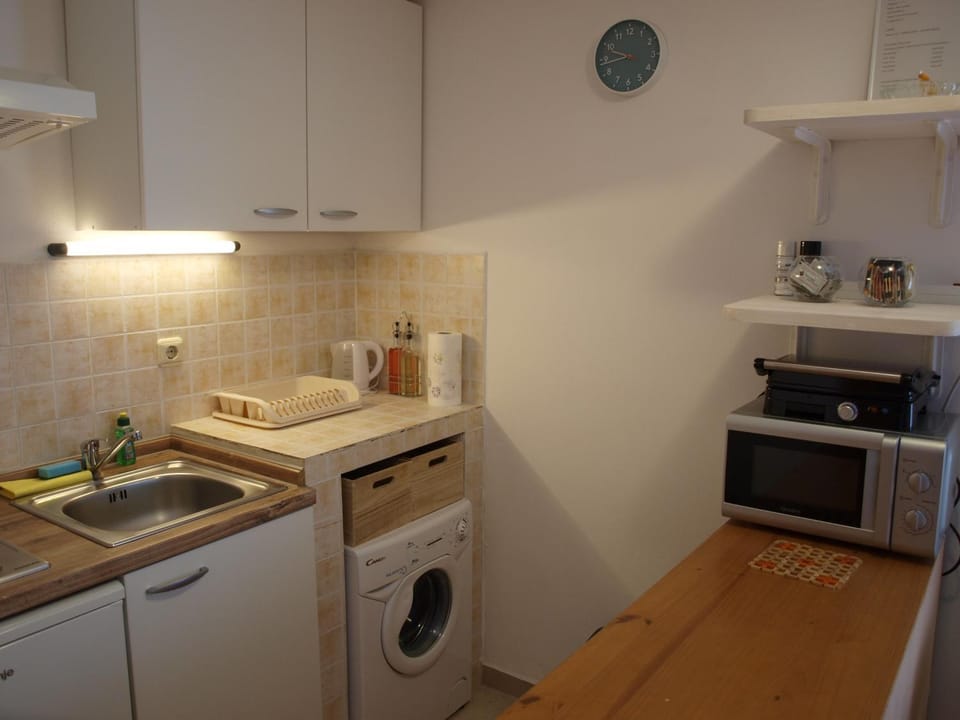 Apartment Krnica N43 Apartment in Istria County