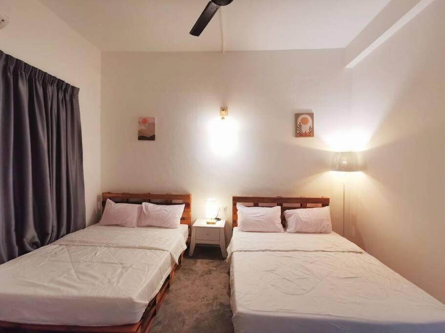 Ipoh town centre glamping home 13pax Apartment in Ipoh