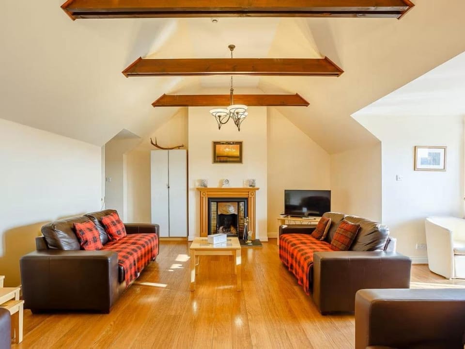 Craiglea Lodge House in Scotland