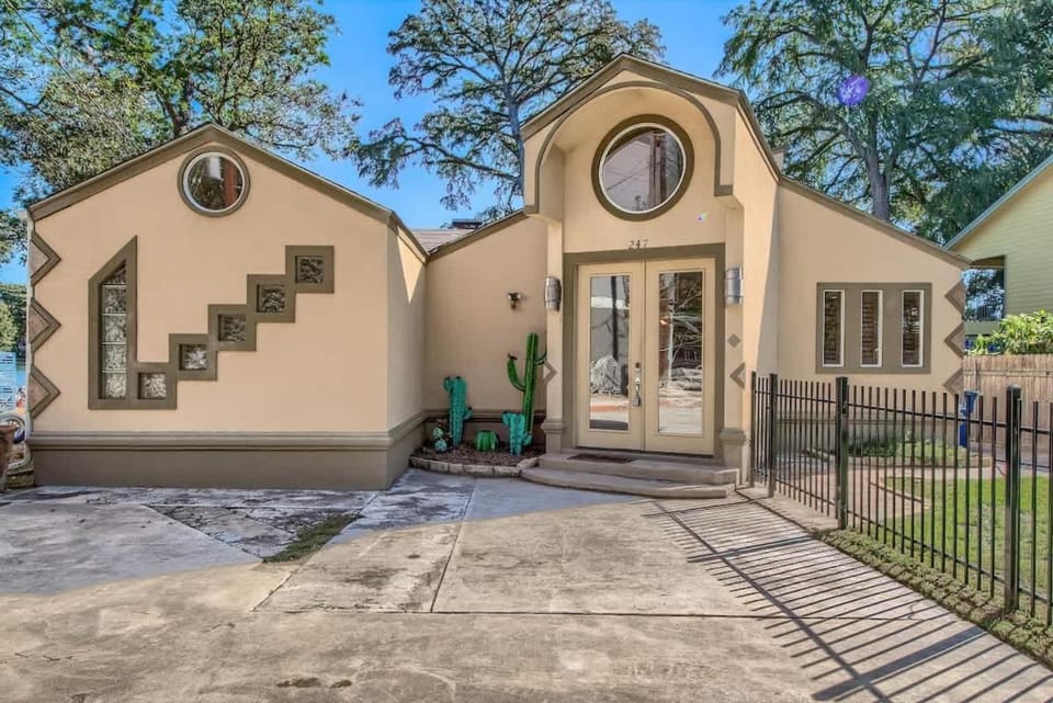 LD 247 Waters Edge at Lake Dunlap House in New Braunfels