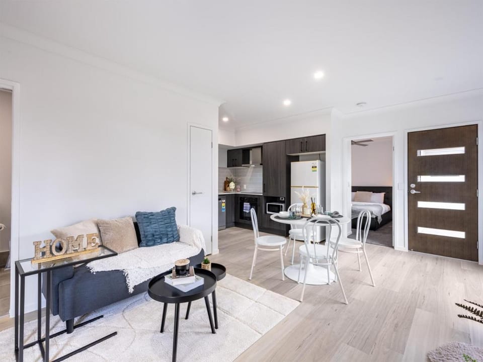 Brand New 2BR well designed home at Brown Plains House in Brisbane