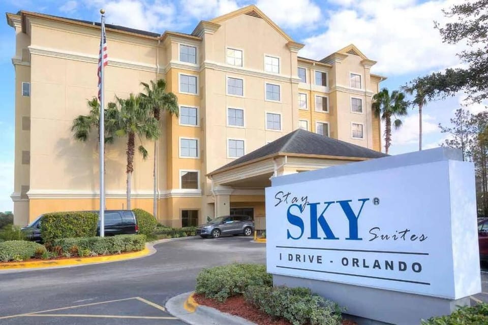 Perfect Place Suite Apt 2 Queen Beds FREE Parking Apartment in Orlando