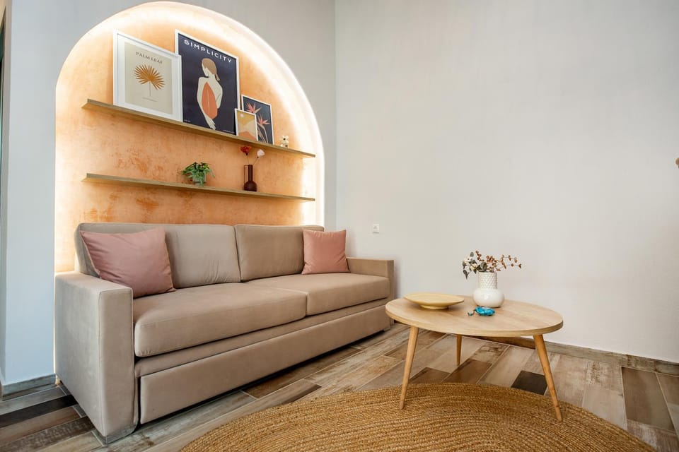 Living room, Seating area