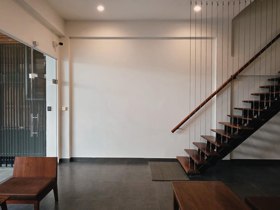The Sila Suites - Intrawarorot Apartment in Chiang Mai