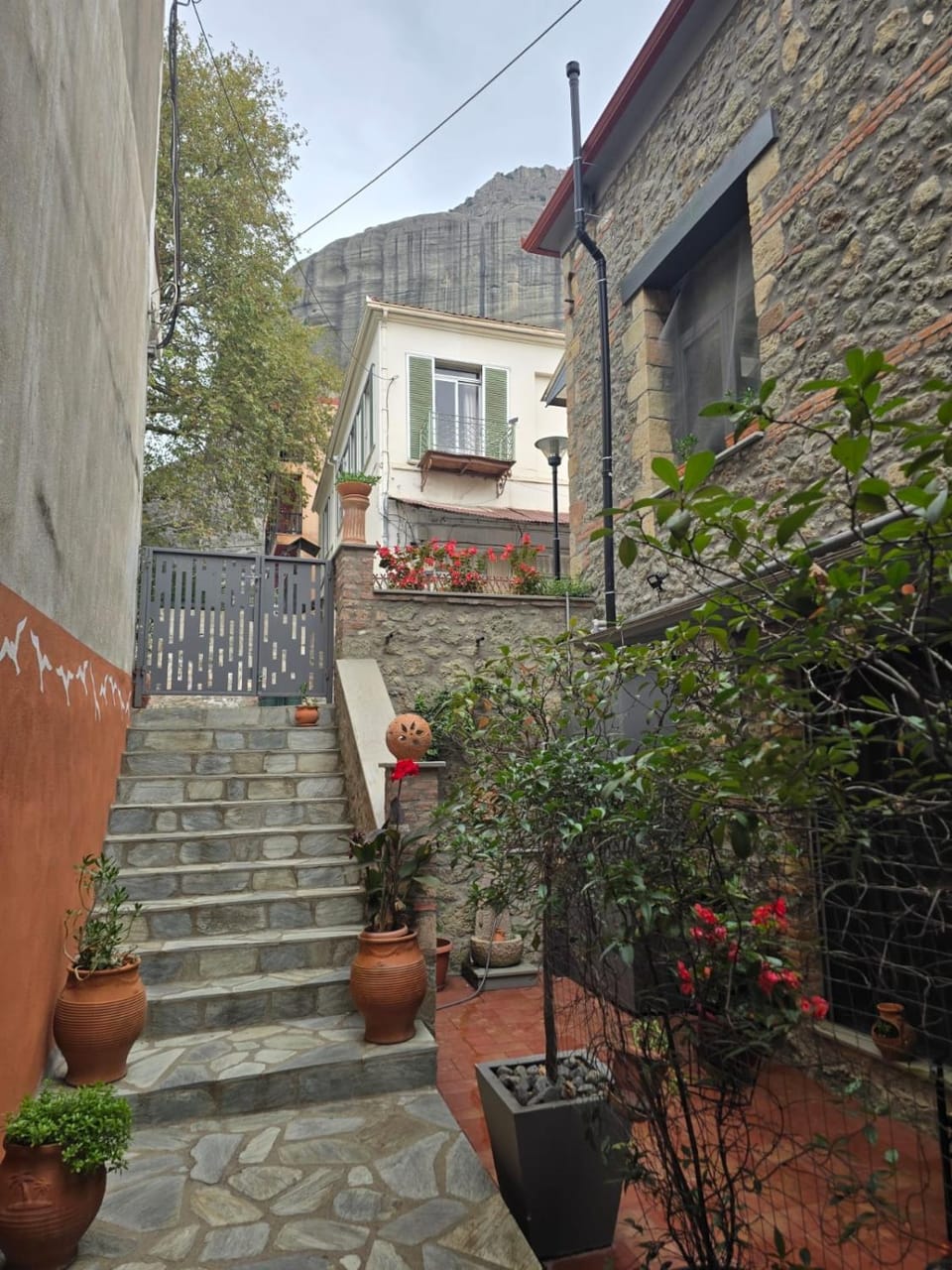 Archhouse Apartment in Kalabaka