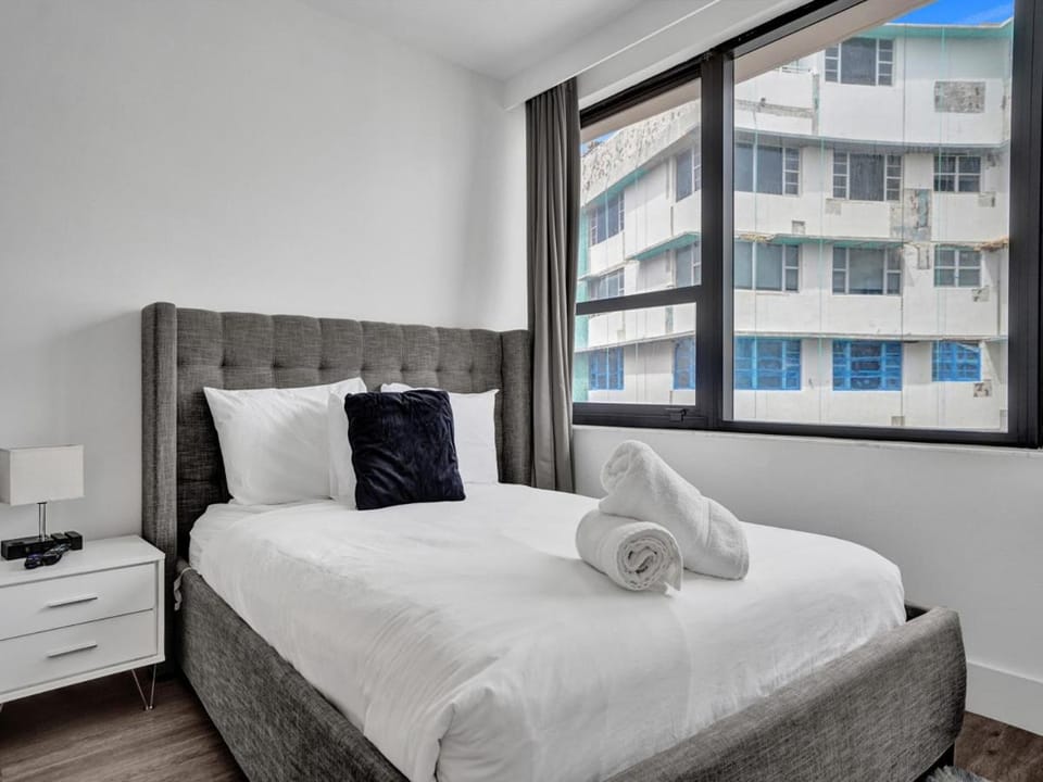 Gorgeous Miami Beach Condo Beach Service 1614 Apartment in Miami Beach