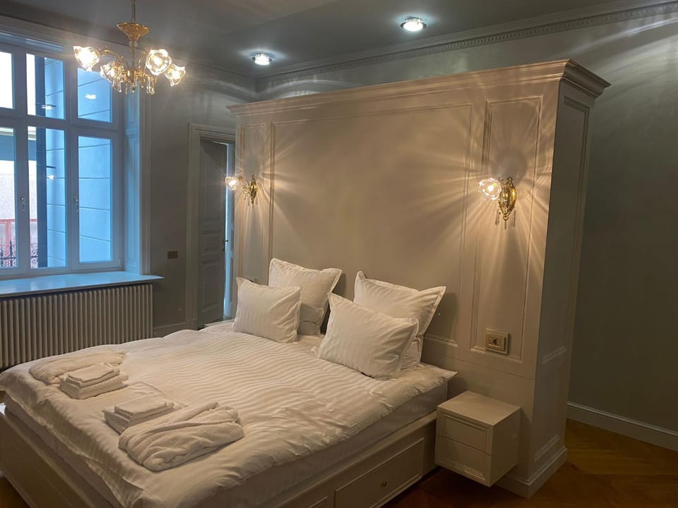 Bed, Bedroom, wardrobe