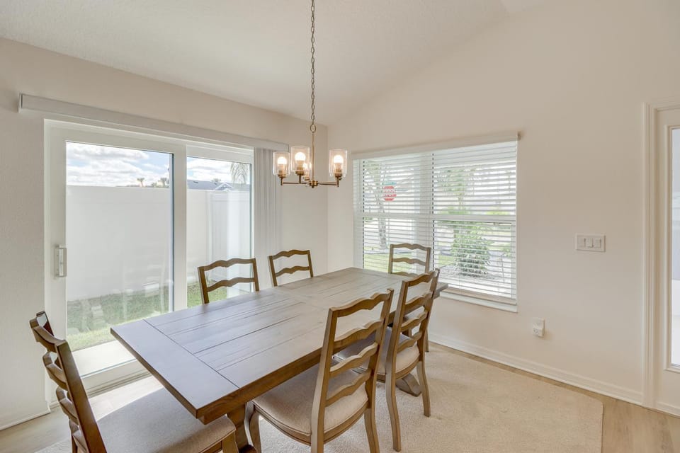 Community Pool & Tennis Court: Gem in The Villages House in Leesburg