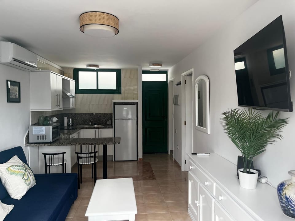 Beach and Yumbo cozy home Apartment in Maspalomas
