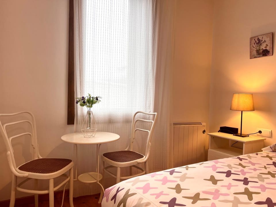 Photo of the whole room, Seating area, Bedroom, hair dresser