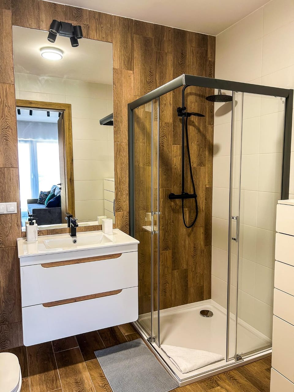 Aquarius Stawy Walczewskiego 6 Apartment in Masovian Voivodeship
