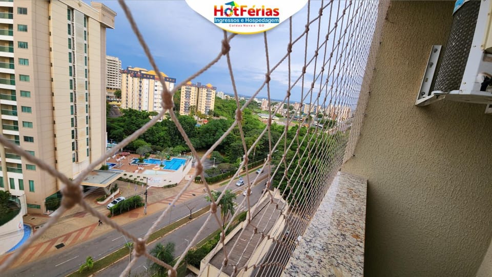 Golden Dolphin GrandHotel - com roupas de cama e banho - Piscinas 24h, próx ao Water Park, Hotel Prive, Boulevard, Riviera - HotFérias Apartment hotel in State of Goiás