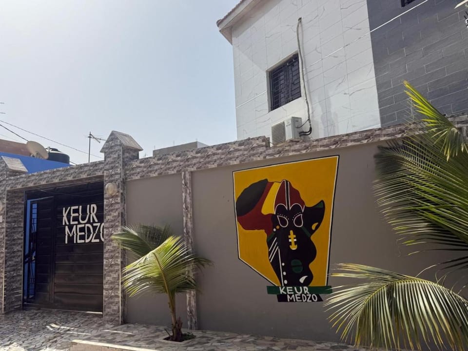Keur Medzo - Lac Rose Bed and Breakfast in Dakar Region, Senegal