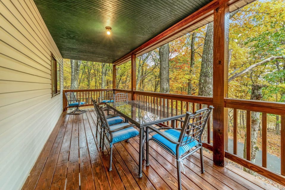 Patio, Seating area