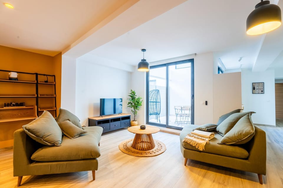 Communal lounge/ TV room