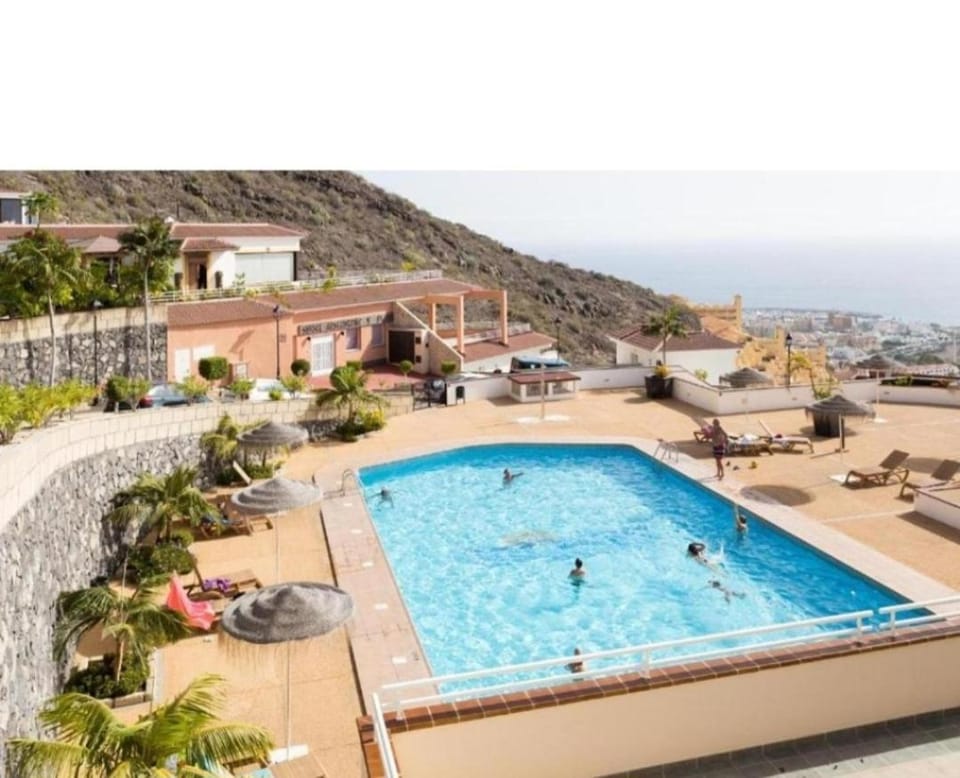 Luxury Sunset 408 heated pool with air condition and sea views Apartment in Costa Adeje