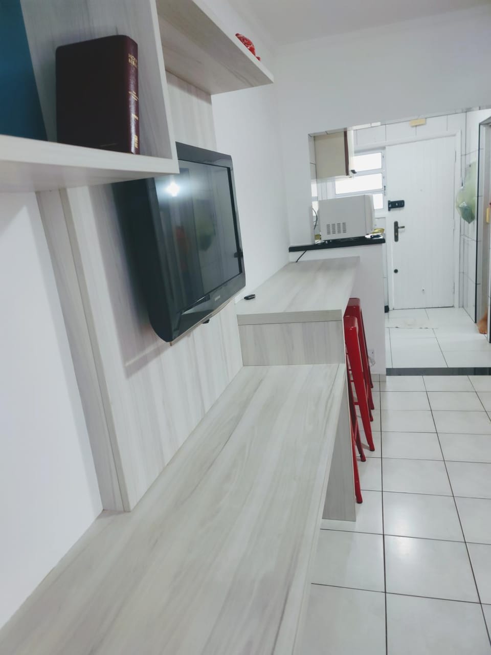 Studio completo frente à Praia do Gonzaga ( Pé na Areia ) Apartment in Santos