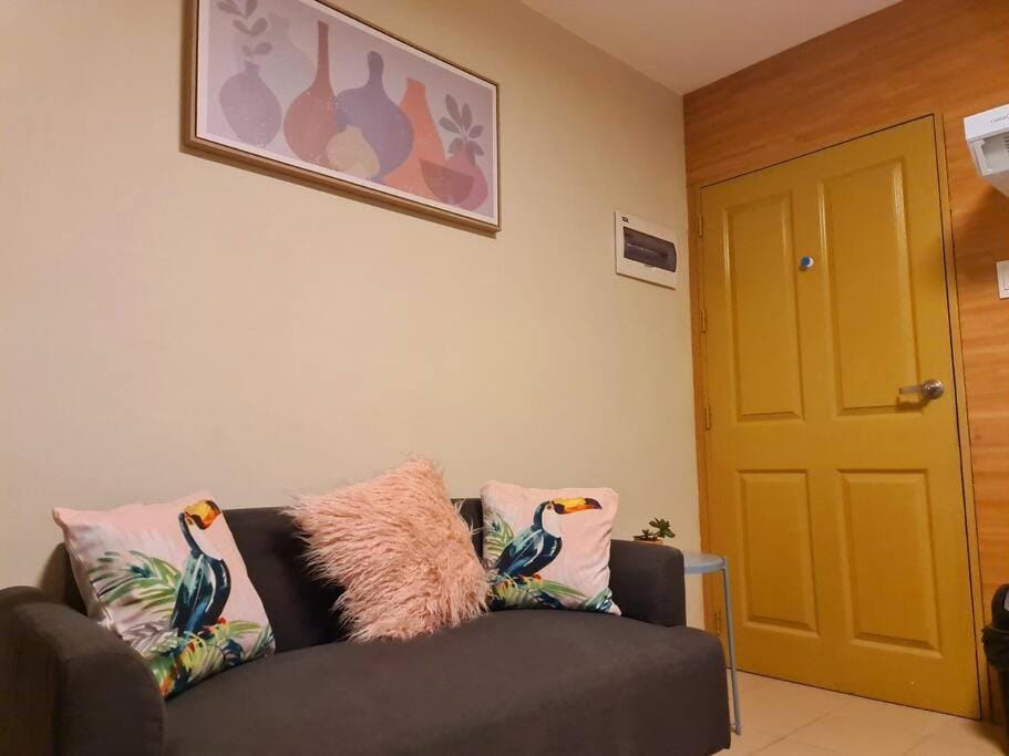 Warm Time Cabin 2BR Condo Unit Cabin in Dumaguete