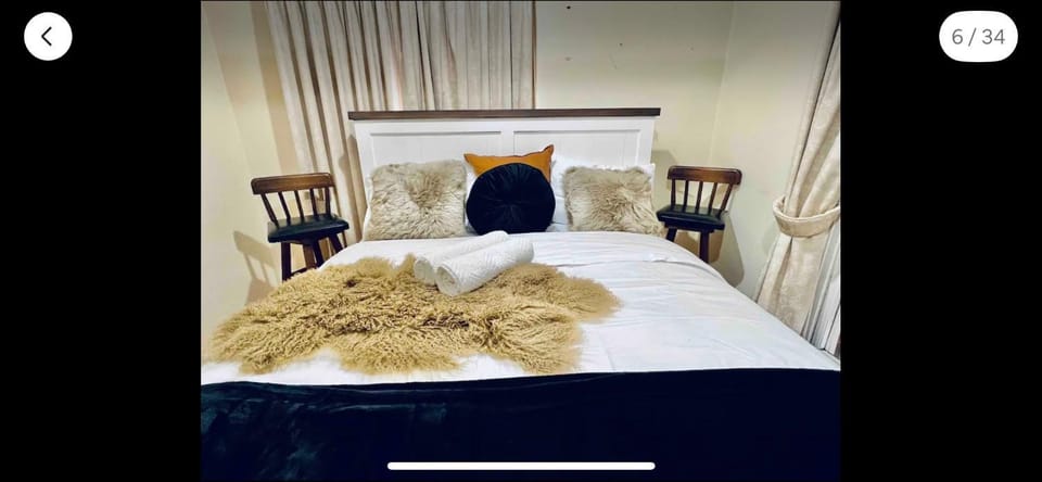Cozy 5BR Home with Pool table and King bed House in Wantirna South
