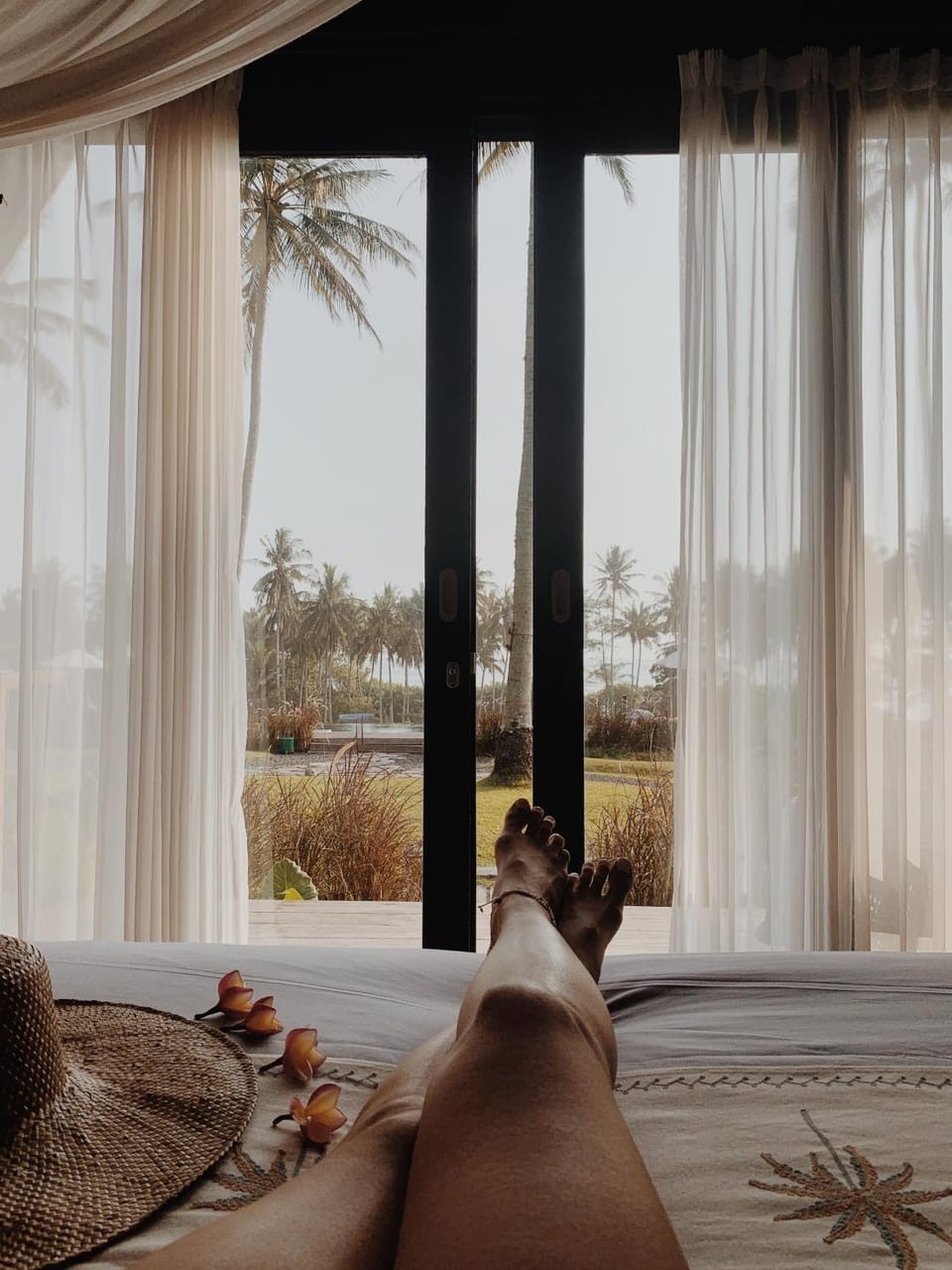 Bed, Garden, Bedroom, Garden view