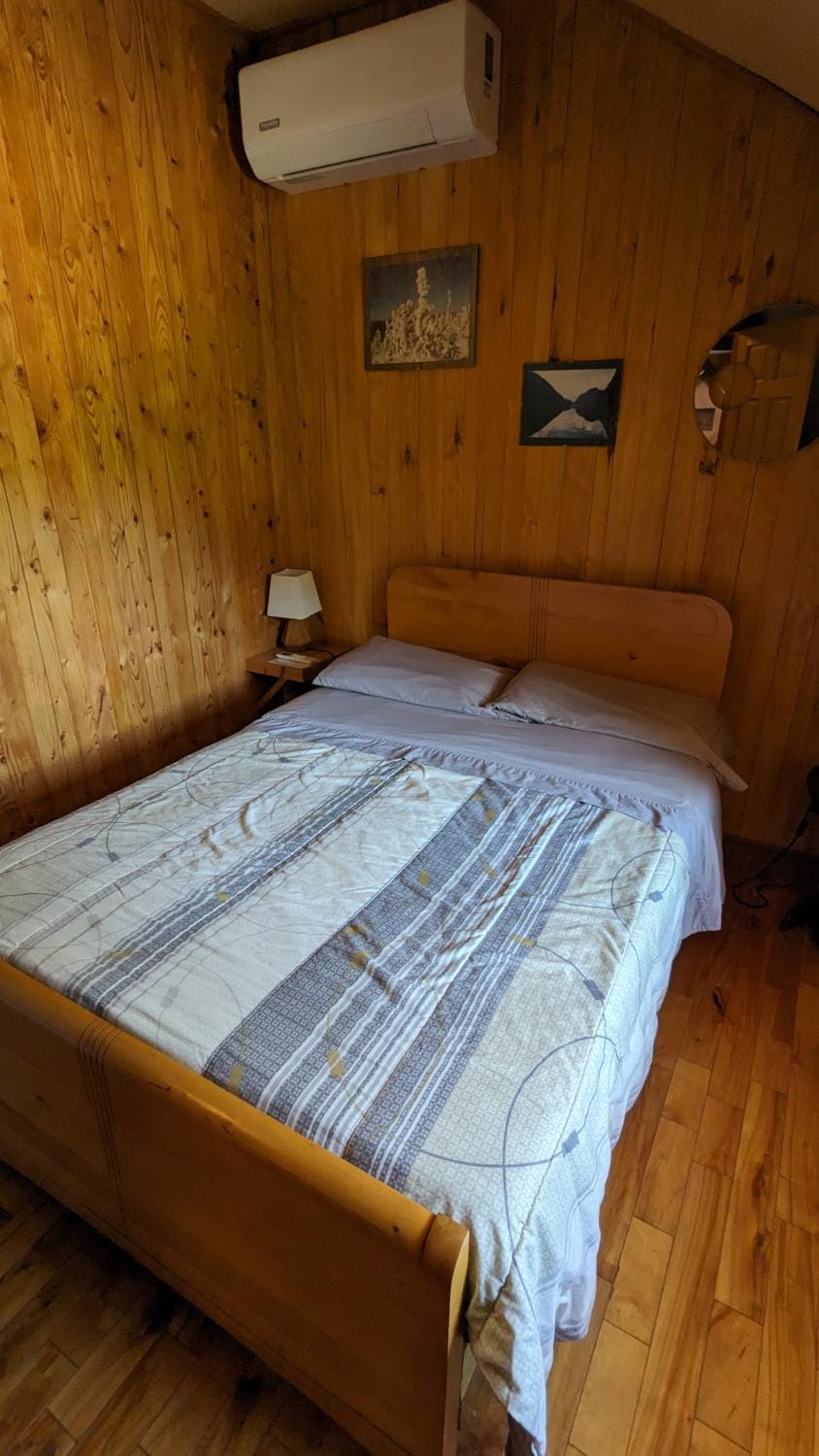 Bedroom, Garden view