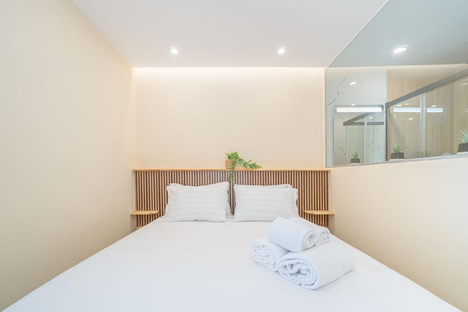 MI 18- GREAT SEEVIEWS , FIRST line seefront , NEW APPARTMENT Apartment in Alt Empordà