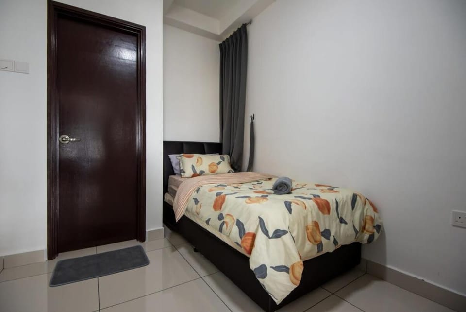 Comfy 3BR Apt @ KSL Daya Near IKEA Tebrau Parking Apartment in Johor Bahru