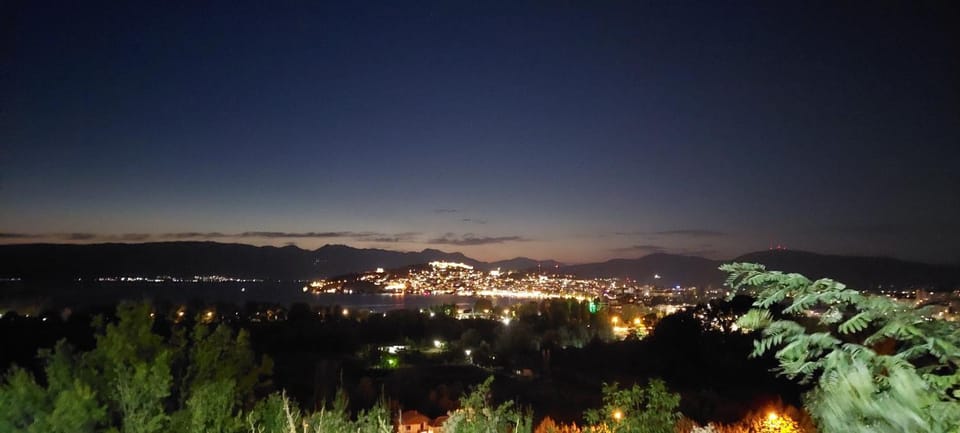 City view, Lake view