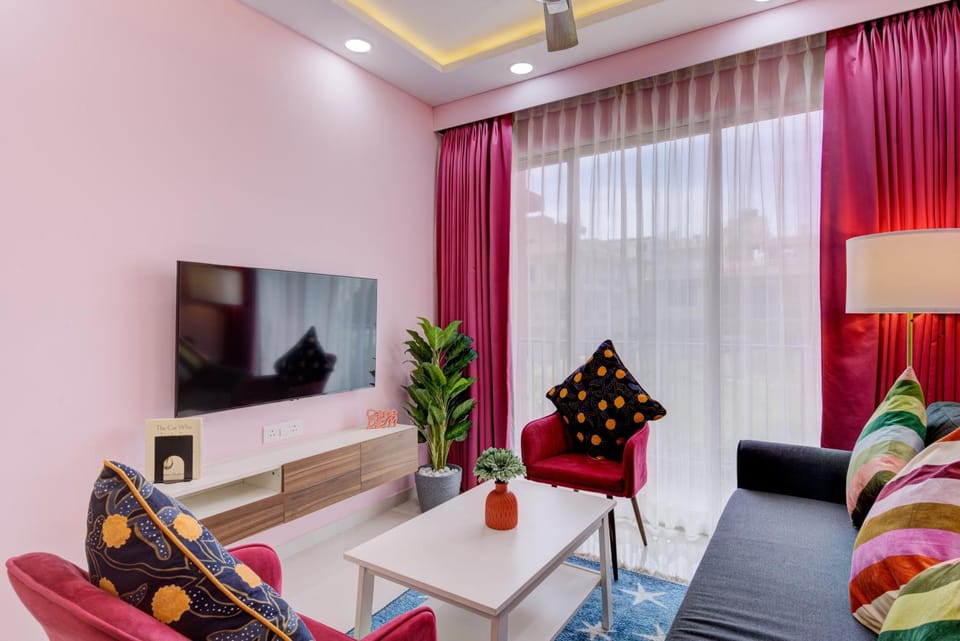 Communal lounge/ TV room, TV and multimedia, Living room, Photo of the whole room, Seating area, Evening entertainment