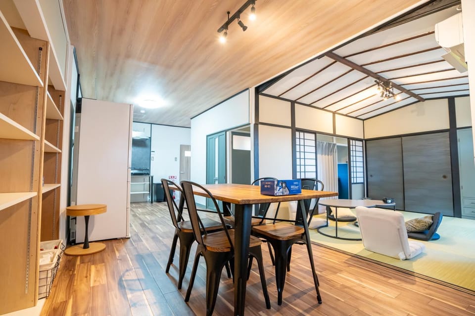 縁湯の宿 道後 House in Japan