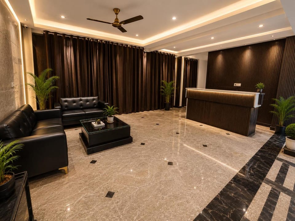 TV and multimedia, Living room, Seating area, fireplace