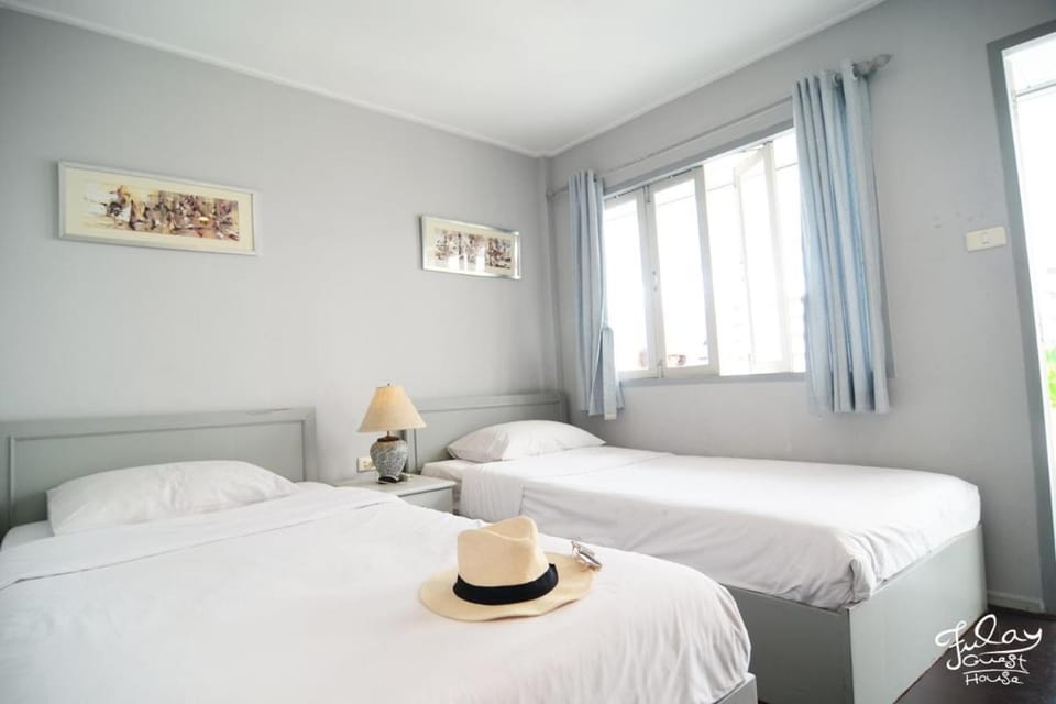 Fulay Guesthouse Hua Hin Hostel in Hua Hin District