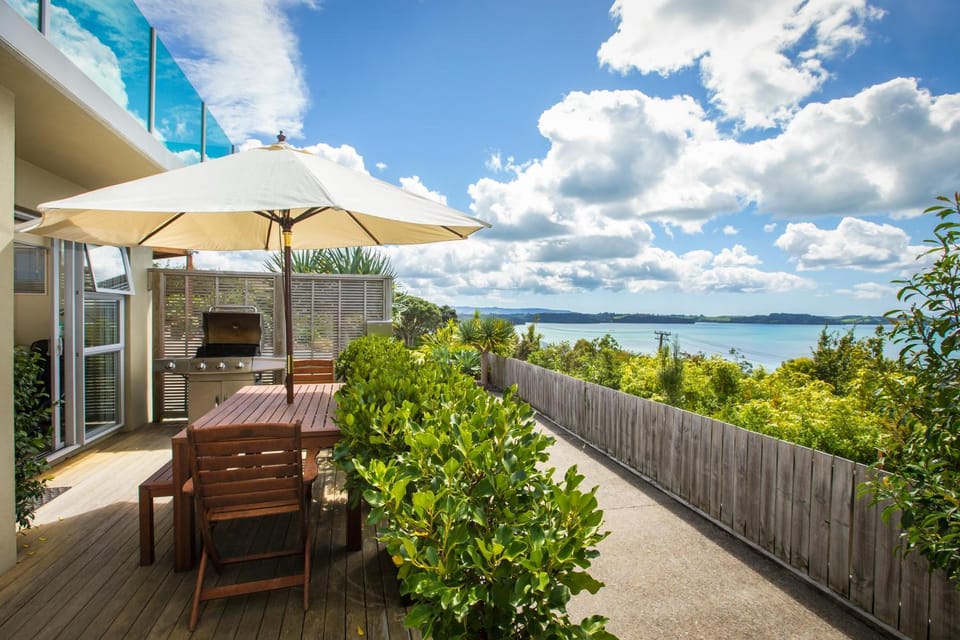 Patio, BBQ facilities, Garden, Balcony/Terrace, Seating area, Dining area