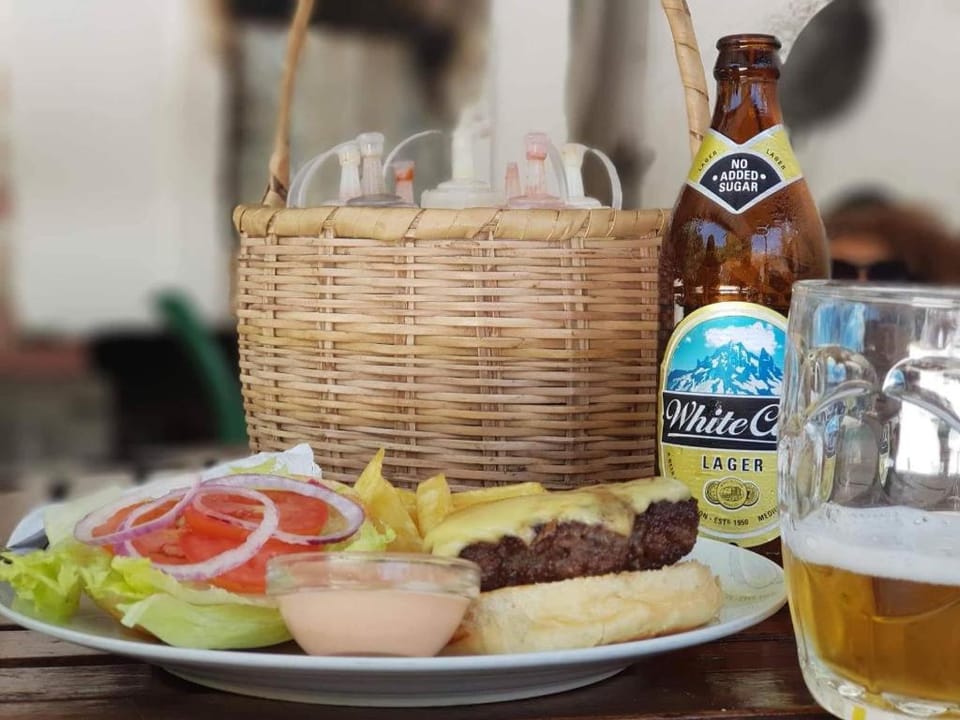 Lunch, Dinner, Alcoholic drinks