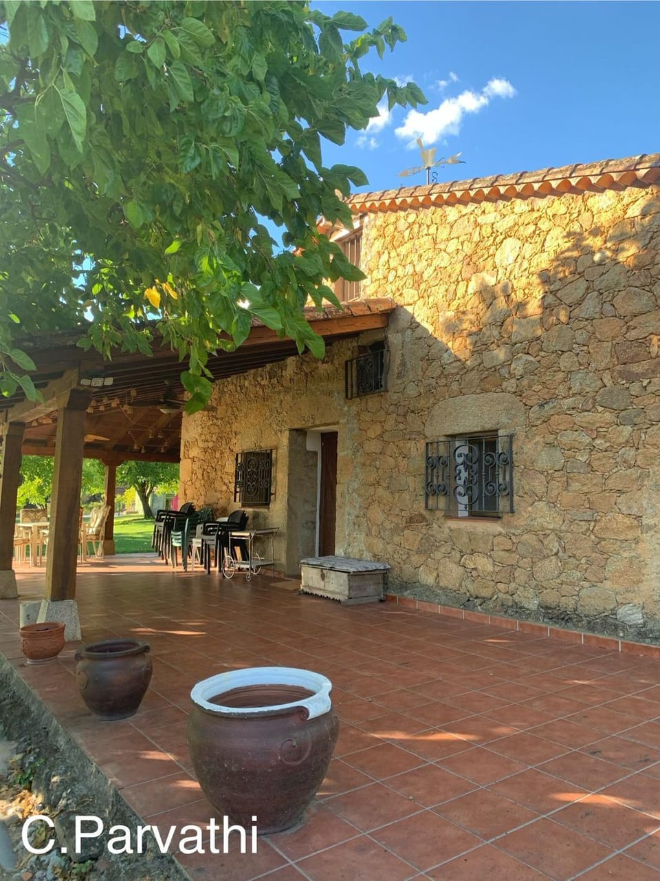 CASA PARVATHI CANDELEDA Apartment in Extremadura, Spain