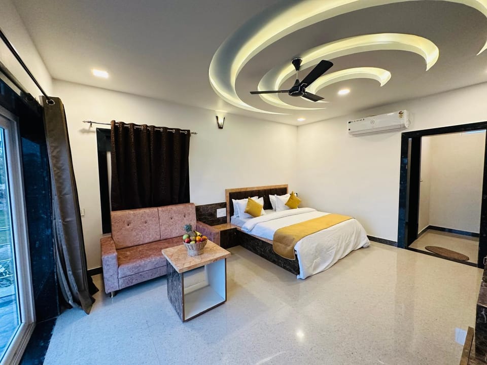 Bed, View (from property/room), Bedroom