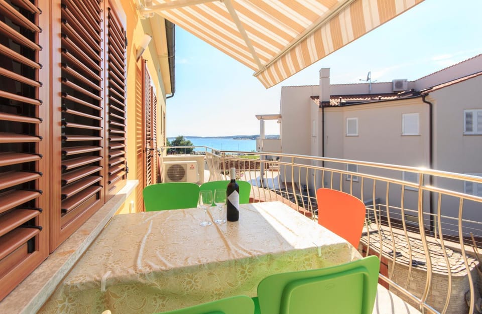 View (from property/room), Balcony/Terrace, Sea view