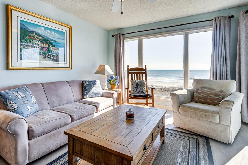 Ocean-View Condo: Walk to Windy Hill Beach! House in North Myrtle Beach