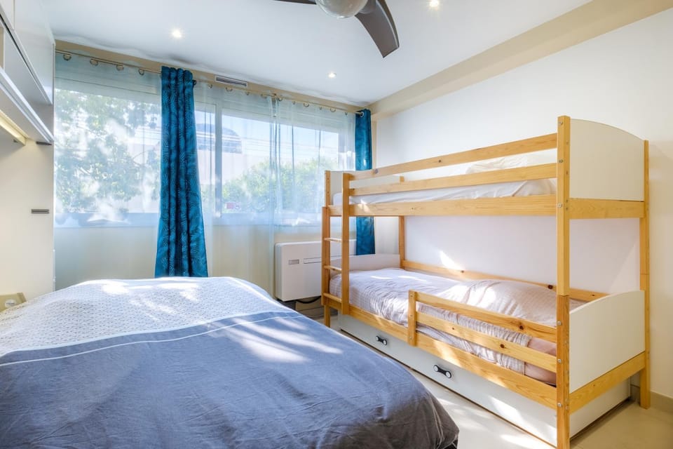 Property building, Living room, Bedroom