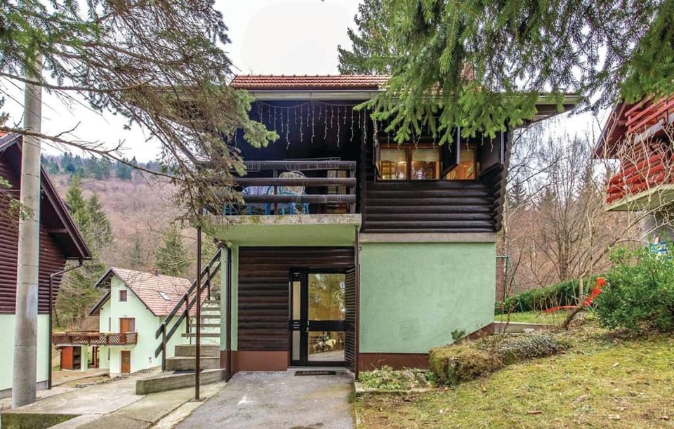 Property building, Natural landscape