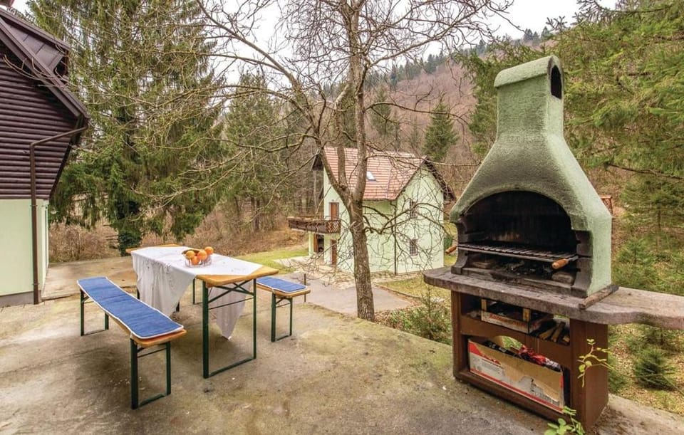 Natural landscape, BBQ facilities