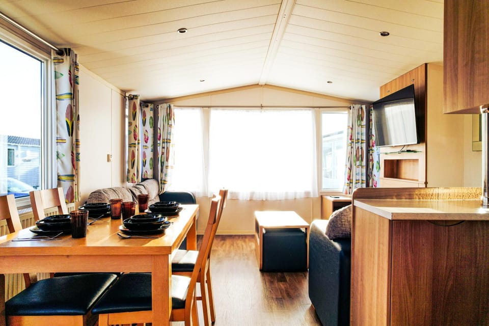 Captivating 6-Person Caravan in Rhyl House in Rhyl