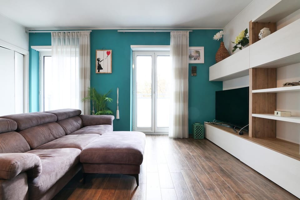 Communal lounge/ TV room, Living room