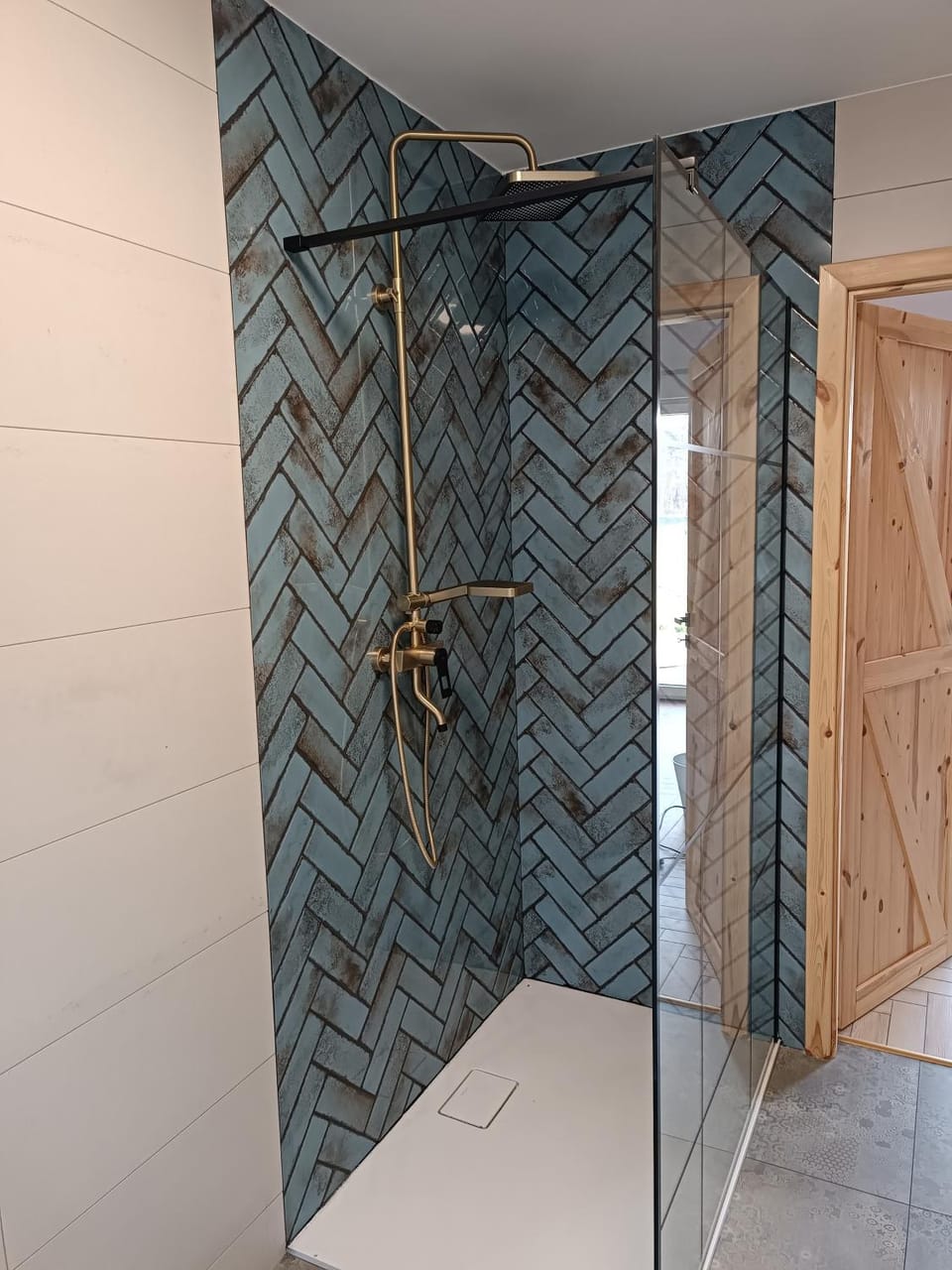 Shower, Bathroom